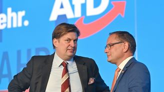 Nejštědřejší jsou voliči Zelených, nejskoupější AfD. Vrátí se zase Němci k velkorysé dobročinnosti? Nejštědřejší jsou voliči Zelených, nejskoupější AfD. Vrátí se zase Němci k velkorysé dobročinnosti?