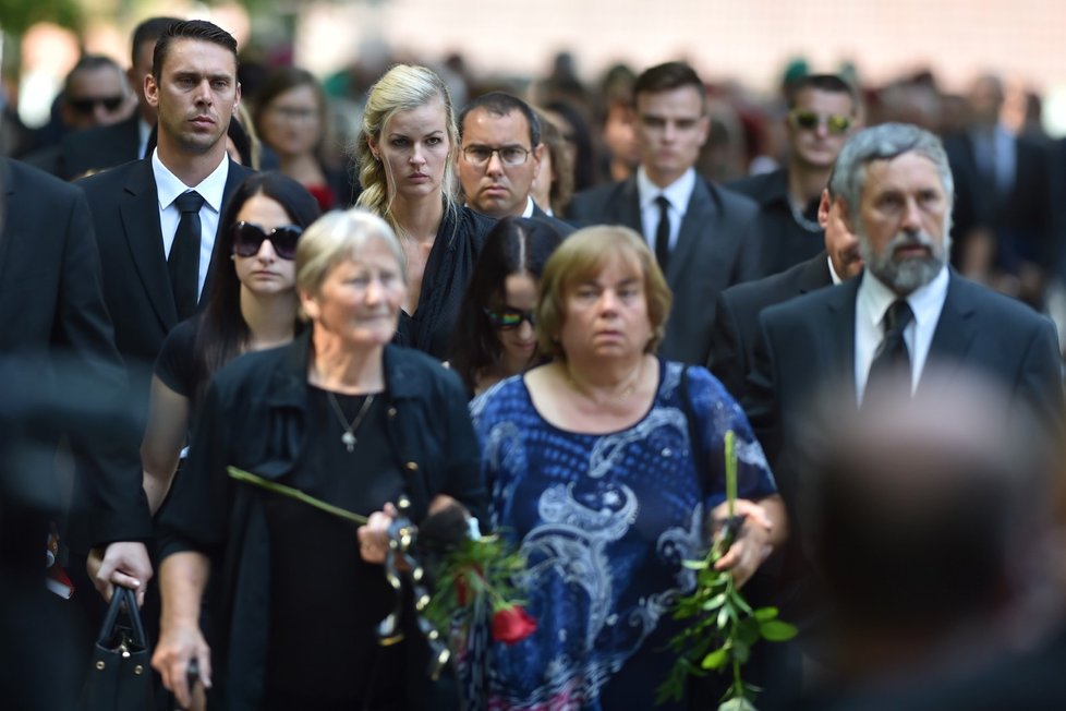 Rodina a blízcí se rozloučili s Kamilem Benešem, jedním z trojice zabitých vojáků z Afghánistánu.