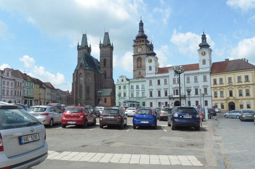 Rotný Tomáš Procházka žil s rodinou v Hrádku nad Nisou. Radnice chystá pietní místo.