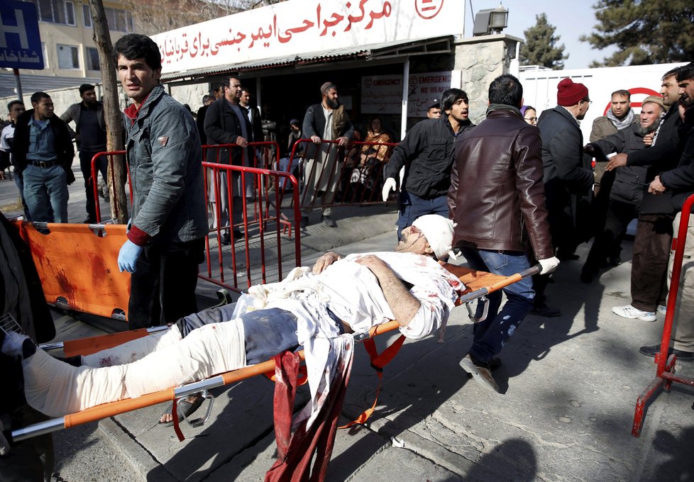 Bombový útok v Kábulu.