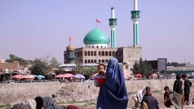 Pro ženy platí po nástupu Tálibánu k moci tvrdá pravidla.