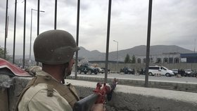 Sebevražedný útok v Kábulu: Mrtví a 200 zraněných
