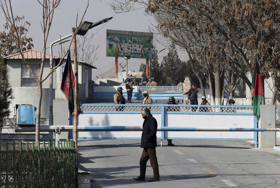 Teroristický útok na hotel Intercontinental v Kábulu.
