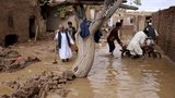 Záplavy zabily 24 lidí. A hrozí zřícení starobylého minaretu v Afghánistánu