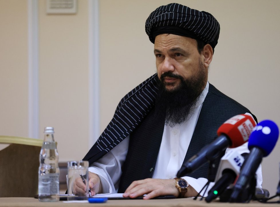 Představitelé Tálibánu na konferenci v Moskvě (9. července 2021)