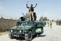 Afghánistán: Třináct mrtvých po výbuchu bomby. Útok směřoval na vojáky