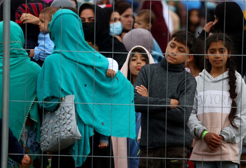 Tálibán přebírá vládu v Afghánistánu: Evakuovaní lidé v Německu pobívají dočasně v táborech (30.8.2021)