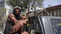Mezinárodní měnový fond a vláda USA odřízli hnutí Tálibán od mezinárodních finančních zdrojů.