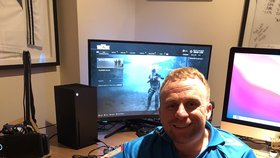 Veterán Jack Cummings přišel v Afghánistánu o obě nohy.