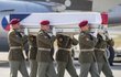 Jeden ze tří vojáků, kteří padli v Afghánistánu, bude mít pohřeb už ve čtvrtek.
