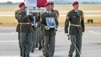 Čeští vojáci chtějí v Afghánistánu dopadnout strůjce útoku. Pomohou jim spojenci