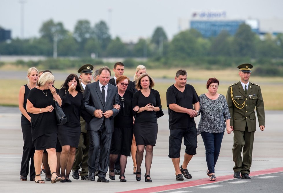 Rodiny padlých vojáků přepadl velký smutek