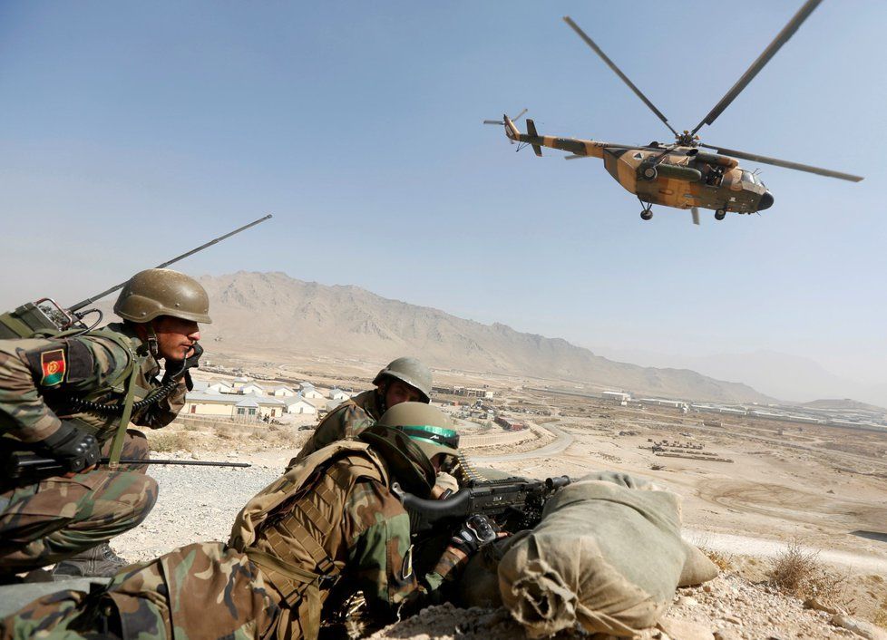 Vojáci v Afghánistánu (ilustrační foto)