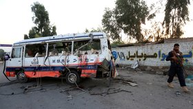 Výbuchy a útoky jsou v Afghánistánu takřka na denním pořádku, civilisté dál umírají.