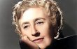 Britská spisovatelka Agatha Christie (*15. 9. 1890 – †12. 1. 1976) patří právem k legendám autorů detektivních próz, nejen díky tomu, kolik jich během života stihla napsat (66 románů a 14 povídkových souborů). Britská spisovatelka Agatha Christie (*15. 9. 1890 – †12. 1. 1976) patří právem k legendám autorů detektivních próz, nejen díky tomu, kolik jich během života stihla napsat (66 románů a 14 povídkových souborů).