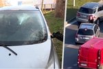 Bizarní video ze Slovenska: Řidička (37) jela po silnici i s rozzuřeným agresorem na kapotě.