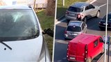 Bizarní video ze Slovenska: Řidička (37) jela po silnici i s rozzuřeným agresorem na kapotě