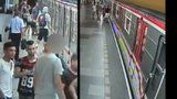 Napadení v metru! Šest mladíků bezdůvodně zbilo dva cestující