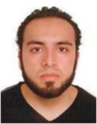 Ahmad Khan Rahami je hledán v souvislosti s teroristickým útokem na Manhattanu.