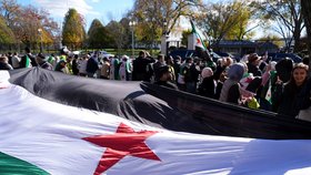 Syrský prozatimní prezident Ahmad Šara navštívil Bílý dům (10.11.2025)