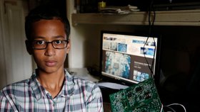 Ahmed Mohamed je talentový mechanik.