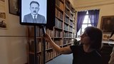 V muzeu oživili věhlasného Karla Absolona: Jeho avatar si povídá s lidmi