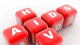 Vir HIV se přenáší krví a pohlavním stykem