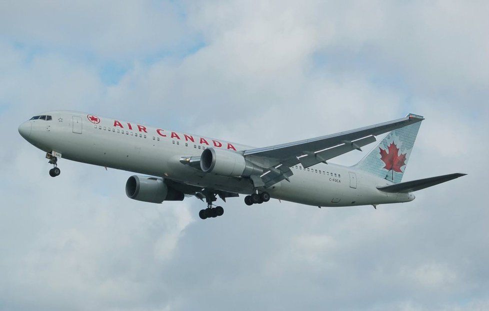 Boeing 767 v barvách letecké společnosti Air Canada