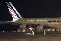 Poplach na palubě Air France: Dva letouny musely nouzově přistát