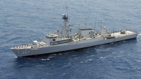 Loď indonéského námořnictva zapojená do pátrání