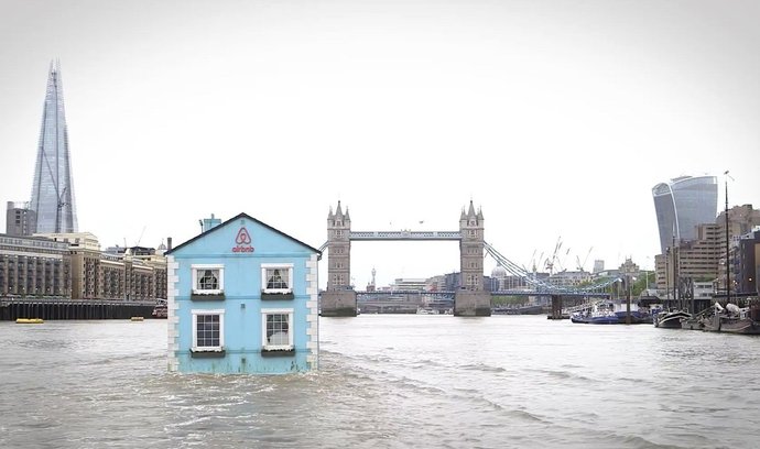 Na Airbnb můžete klidně bydlet uprostřed řeky.