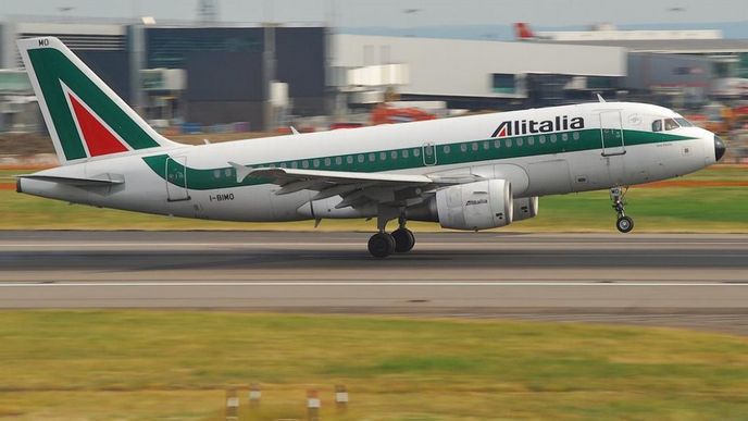 Airbus A319 aerolienk Alitalia