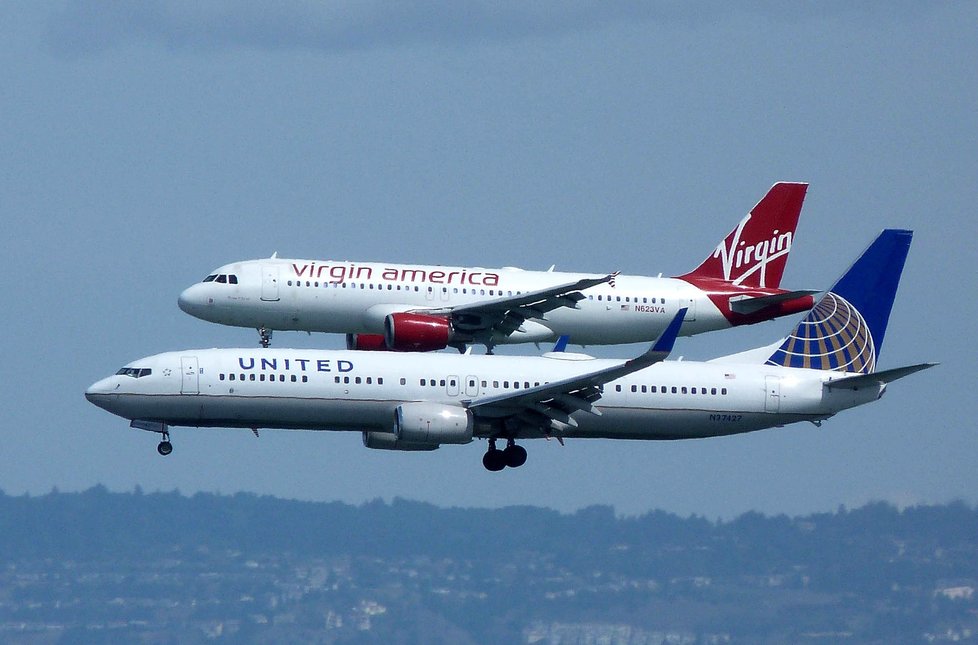 Airbus A320 (nahoře) a Boeing 737 jsou nejrozšířenější dopravní letadla dneška.