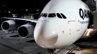 Australské aerolinky Qantas mají díky úsporám rekordní zisk