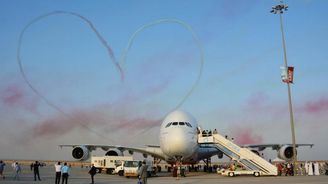 Půst končí, Airbus sbírá nové objednávky na své obří letadlo