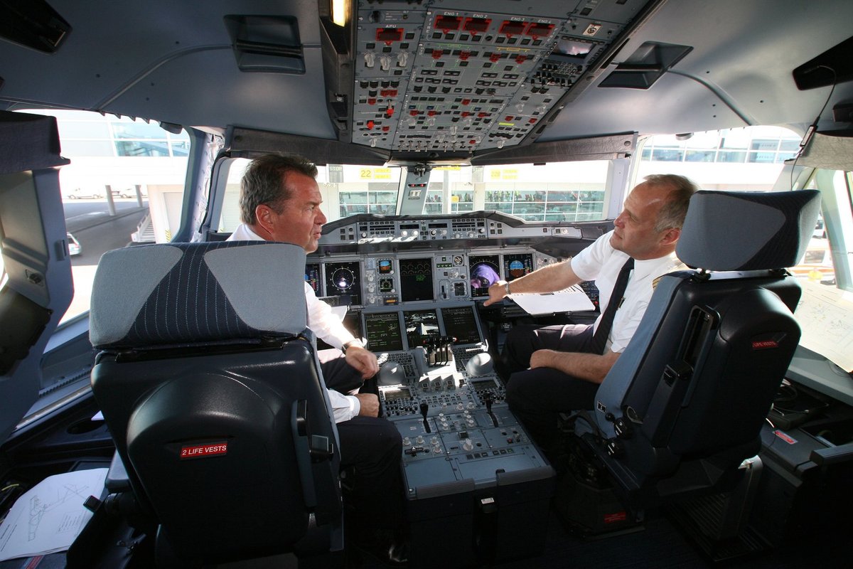 Piloti si libují, že letadlo se ovládá velmi snadno.