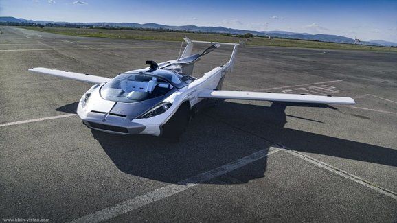 Slovenský vynálezce představil nové létající auto, absolvoval nejdelší let