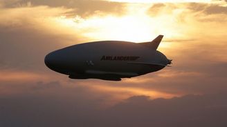 Britové otestovali největší létající stroj na světě, vzducholoď Airlander poprvé vzlétla