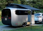 Airstream představuje koncept moderního karavanu s geny Porsche
