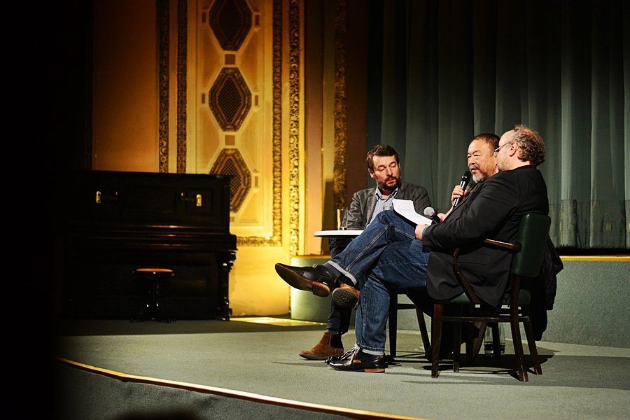Aj Wej-wej ukázal Pražanům, co prožívají uprchlíci po celém světě