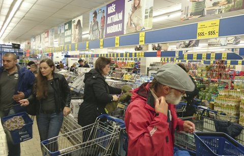 Inflace v Česku se zvýšila o 16 procent! Fiala: Pomáháme, ale veřejné finance jsou v rozvratu