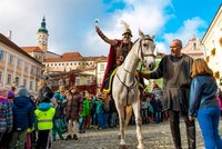 Tipy na víkend: Přijede svatý Martin! Kam na husičky, víno, průvody i jarmarky