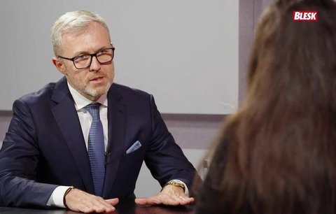 Tvář škol PORG Martin Roman: Nejlepší krok? Zakázali jsme mobily! Děti hrají šachy a je méně šikany