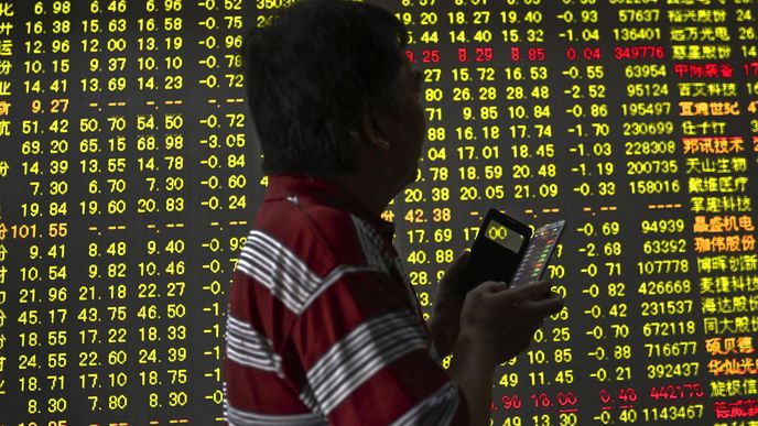 Čínskou střední třídu devastuje akciový trh. Je to i výstraha pro Západ