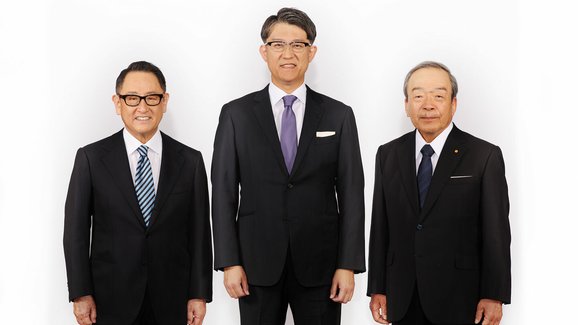 Šéf japonské automobilky Toyota Akio Tojoda odstupuje, nahradí ho Kodži Sató