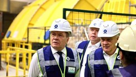 Rusové v Turecku staví a budou provozovat první jadernou elektrárnu (2024).