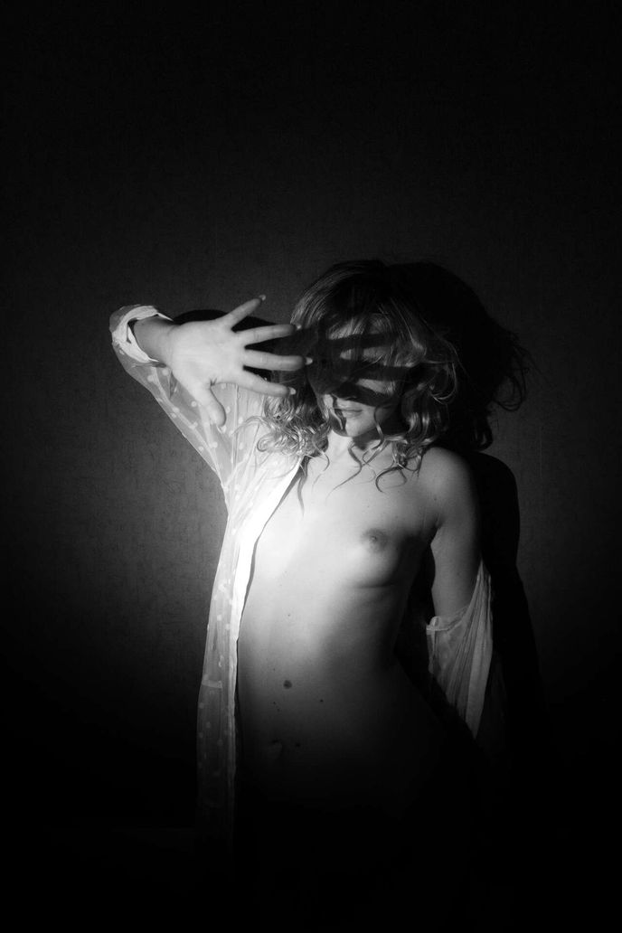 Martina Dimunová - Ve stínu Martina Dimunová - Ve stínu