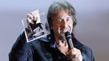 Al Pacino v Benátkách dostal cenu za režii