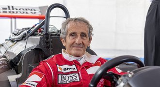 Čtyřnásobný mistr světa Prost: Lupiči ho přepadli ve vlastní vile! Čtyřnásobný mistr světa Prost: Lupiči ho přepadli ve vlastní vile!