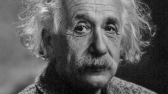 Měl Einstein pravdu? Světlo ve vakuu zpomaluje, tvrdí nová studie